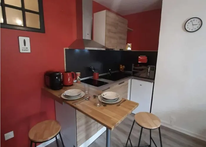 Centre Pieton-pkg Apartment